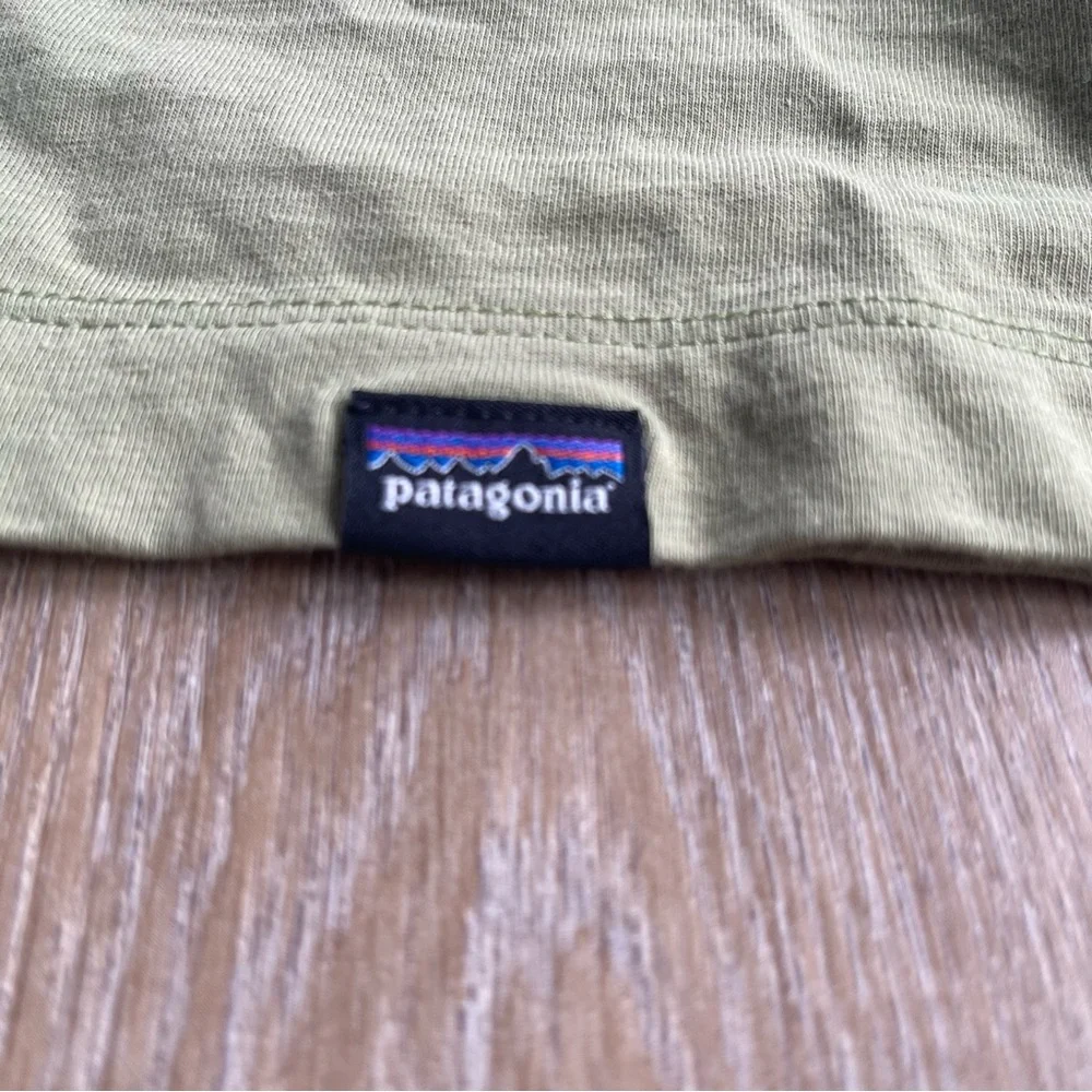 Patagonia Essential Polo - Picture 2 of 5